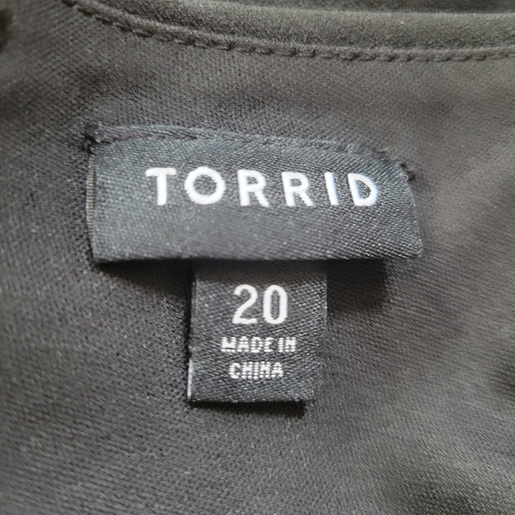 Torrid Black V-neck and Back Long Evening Gown Size 20 - Picture 5 of 5